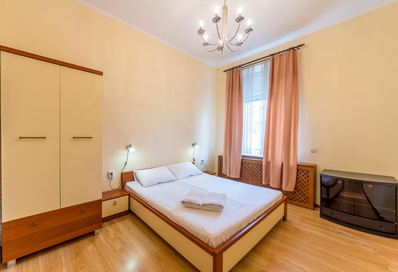 Apartments In The Center On Shota Rustaveli Kiew Exterior foto